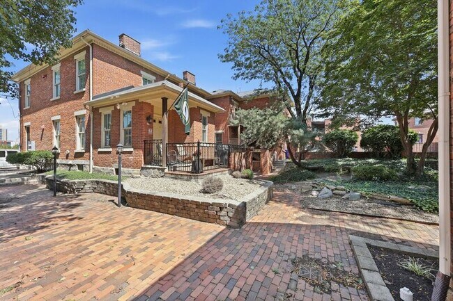 Building Photo - 175 E Livingston Ave