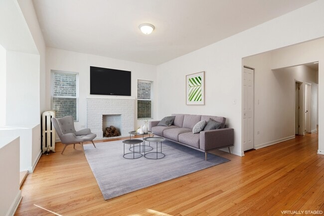 Building Photo - 4866 N Washtenaw Ave