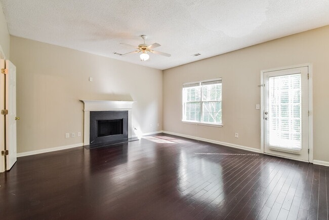 Building Photo - 3651 Lower Creek Dr