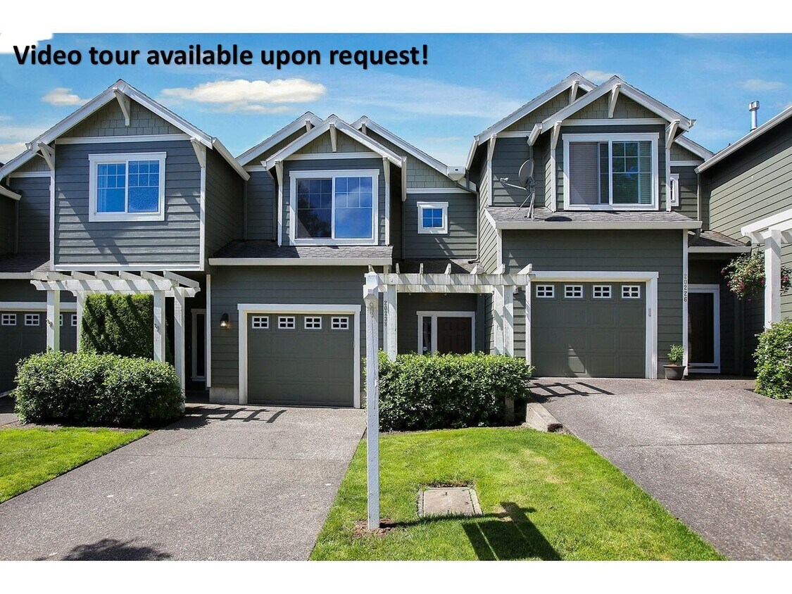 Foto principal - 20238 S Hoodview Ave