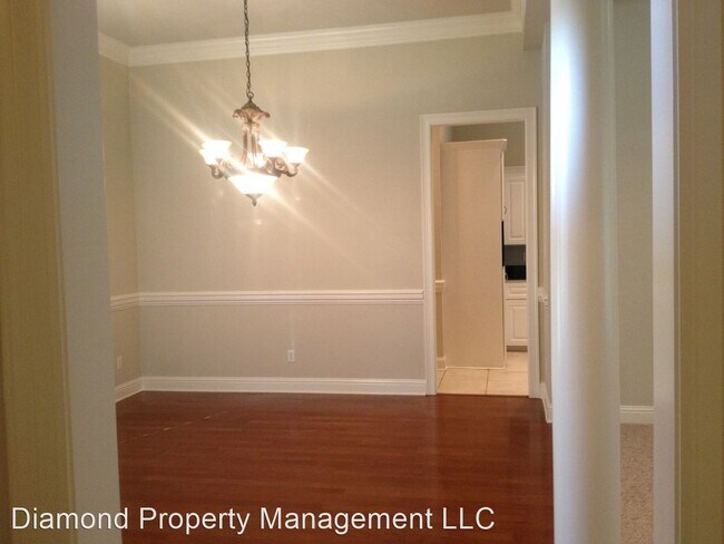 Building Photo - 3 br, 2 bath House - 108 Devereaux