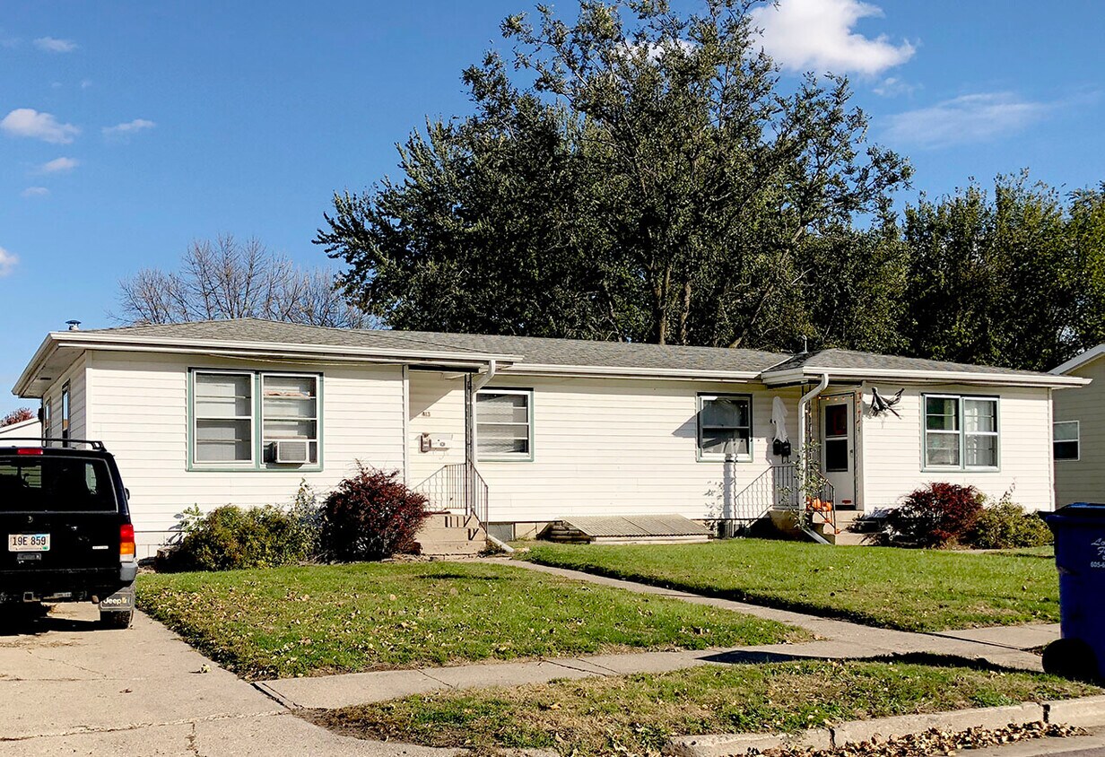 Primary Photo - 411 Prentis Ave