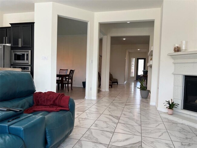Foto del edificio - 10702 Crestwood Point Cir