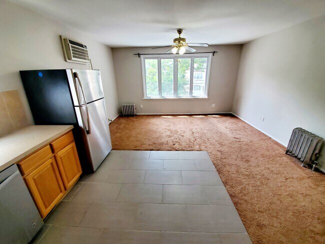 Foto del edificio - 90-04 69th Ave