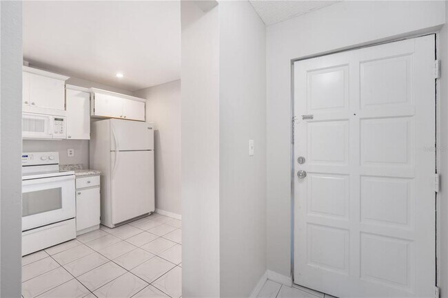 Foto del edificio - 2650 Countryside Blvd