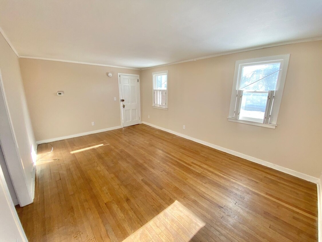 Photo - 2 Lindenwood Drive