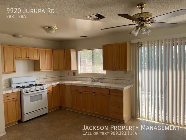 Building Photo - Very Spacious 2 Bdrm home in Riverside!!