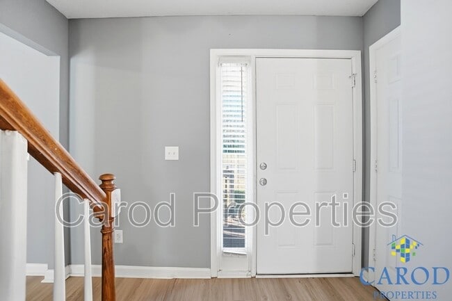 Foto del edificio - 2713 Daffodil Dr