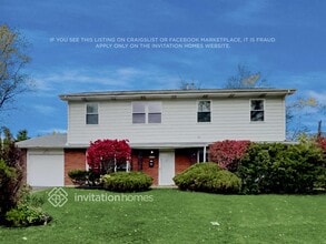 Building Photo - 470 Westview St