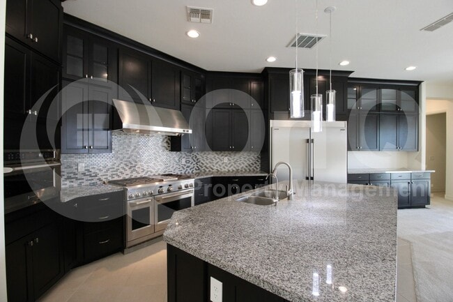 Building Photo - 1781 E Aster Pl