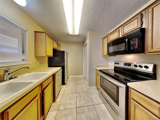 Foto del edificio - 5550 Spring Valley Rd