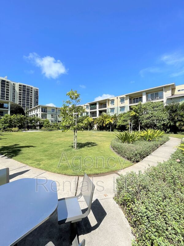 Building Photo - 445 Kailua Rd