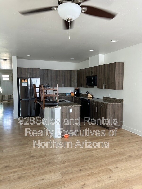 Foto del edificio - 2107 N West St