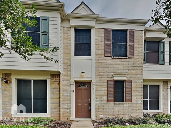 Building Photo - 2808 Grants Lake Blvd