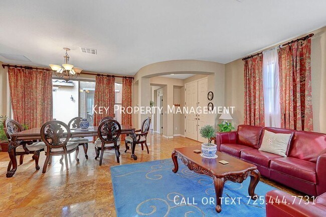 Building Photo - 4 BEDROOM + OFFICE + LOFT HOME IN GATED CO...