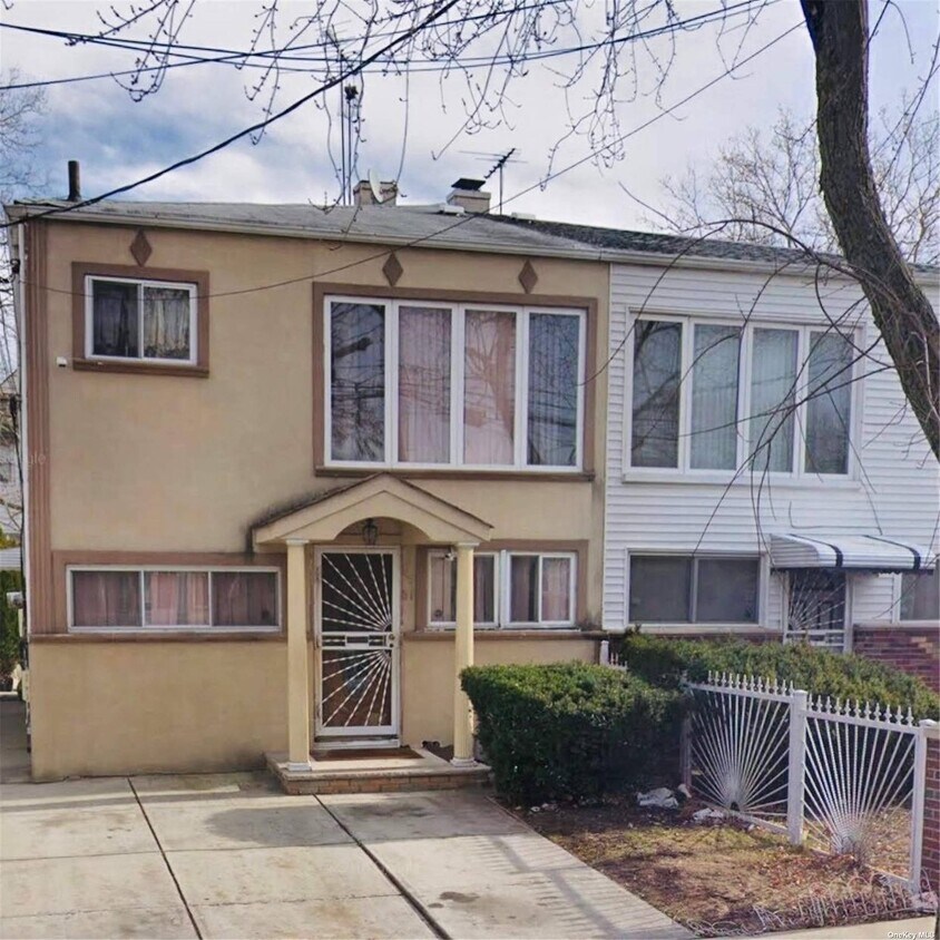 14961 257th St, Queens, NY 11422 Room for Rent in Queens, NY