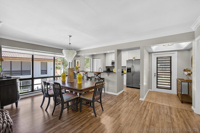 Foto del edificio - 605 Brackenwood Cove