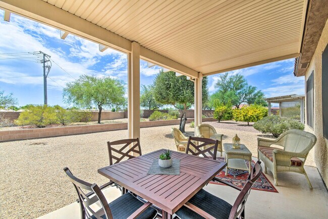 Building Photo - 15033 W Home Run Dr