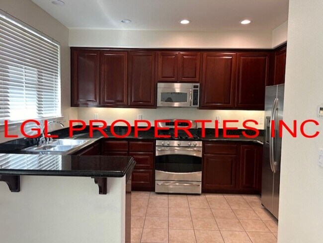 Foto del edificio - 2826 Maybrook Dr