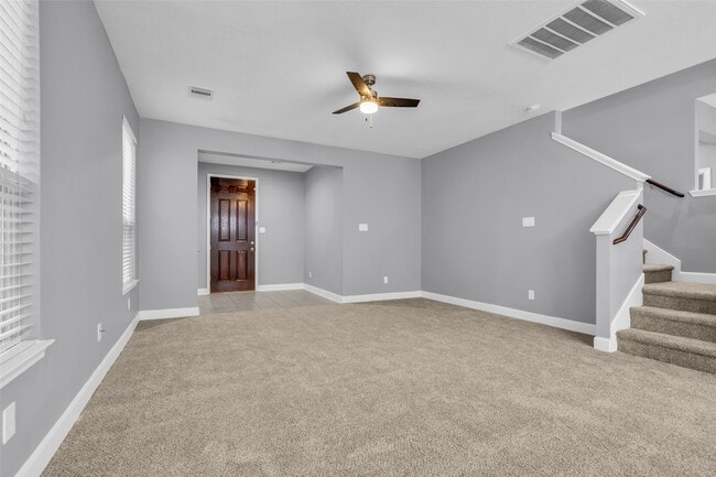 Building Photo - 2707 Volute