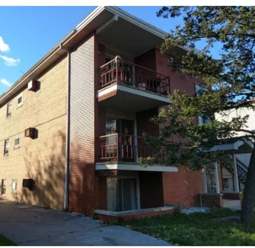 12818 Winchester Ave Unit Second floor, Blue Island, IL 60406