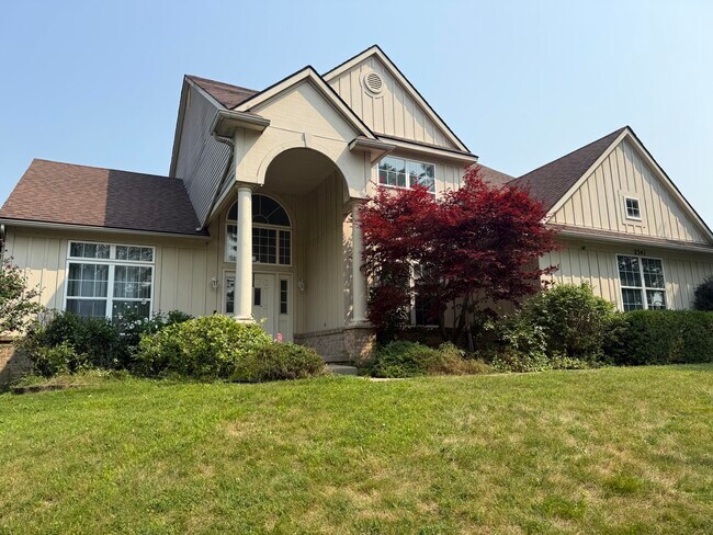 Foto del edificio - 2341 Timbercrest Ct