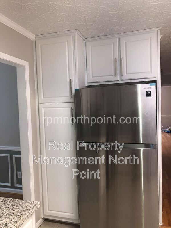 Foto del edificio - 1565 Maple Ridge Dr