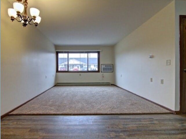 Foto del edificio - 1635 Kern Ave