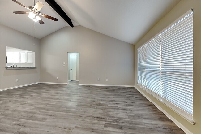 Foto del edificio - 2203 Longleaf Pines Ln