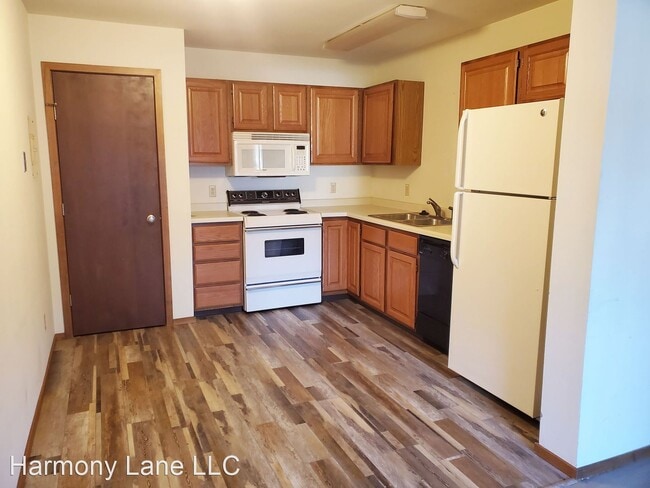 Building Photo - 3401 Harmony Ln