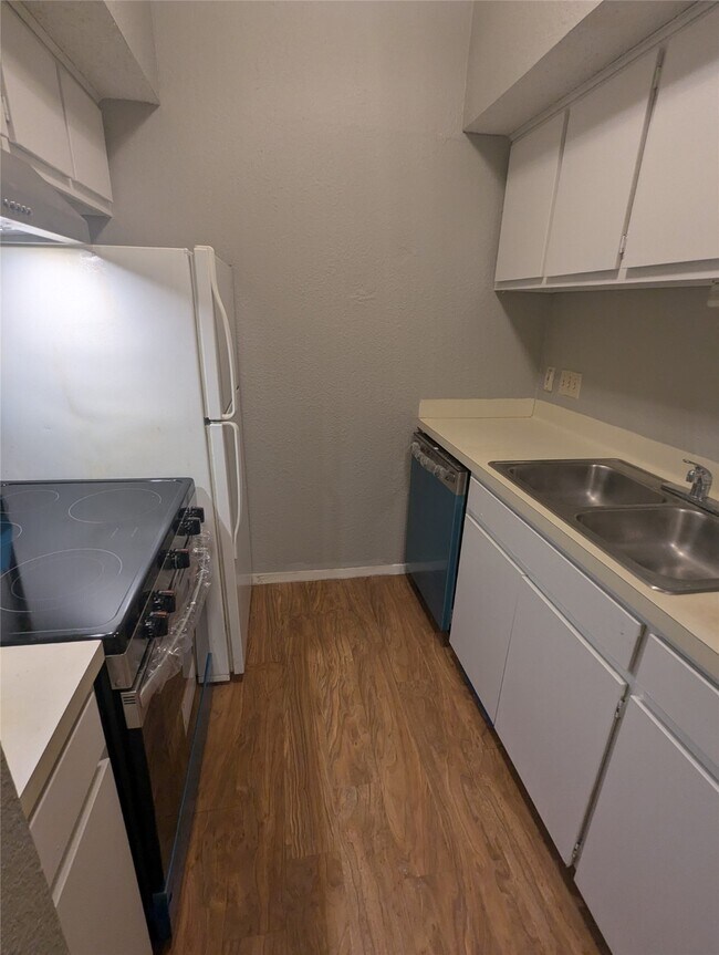 Foto del edificio - 3316 Guadalupe St
