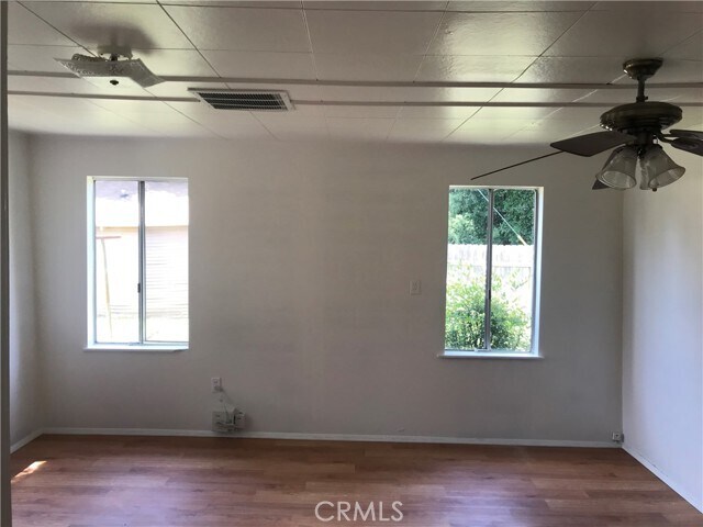 Foto del edificio - 622 Linda Pl