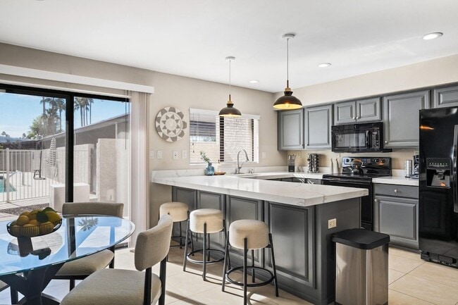 Photo - 7339 E Northland Dr Townhome