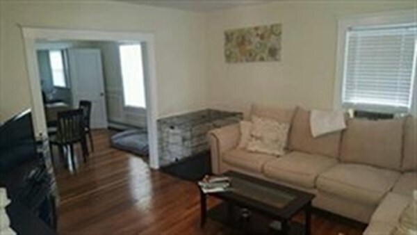 Foto del edificio - 56 Hancock St