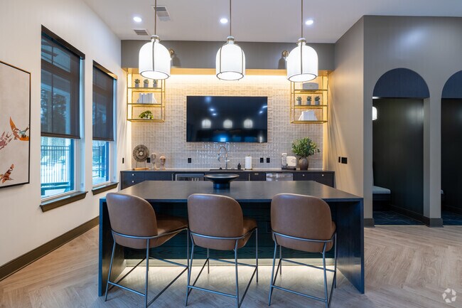 Casa club - Arden Pines Luxury Apartments