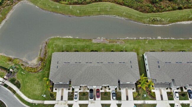 Foto del edificio - 3636 Bellmeade Ct
