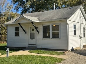 Building Photo - 26895 Bernice St