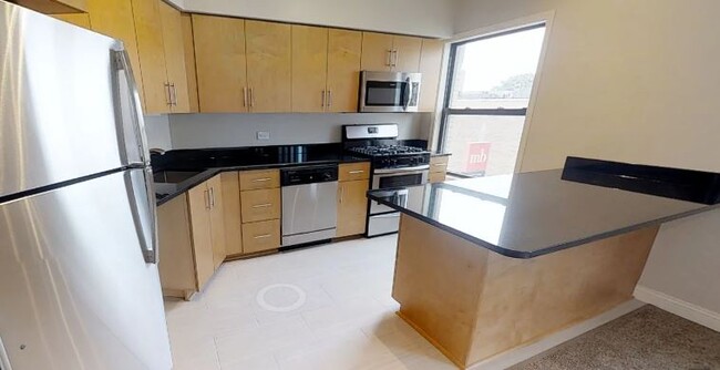 Foto del edificio - 841 W Belmont Ave