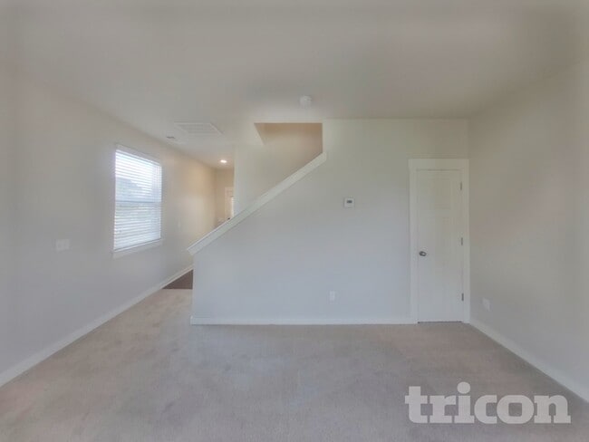 Building Photo - 4822 Kingdom Dr