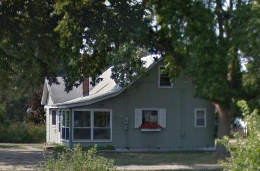Primary Photo - 430 Maine St S