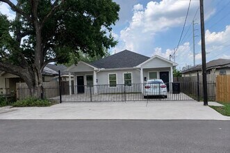 Building Photo - 339 Owens St
