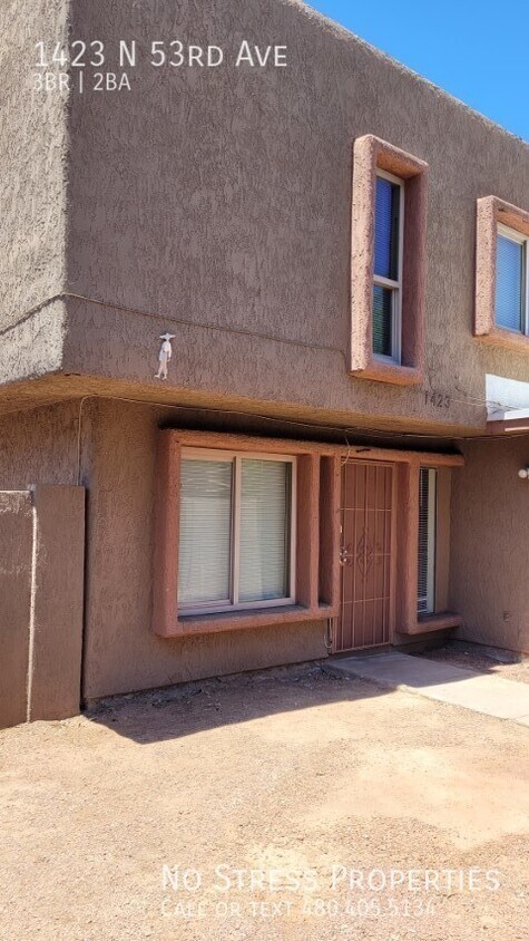 Primary Photo - 3 Bed Town Home off 53rd Ave and McDowell