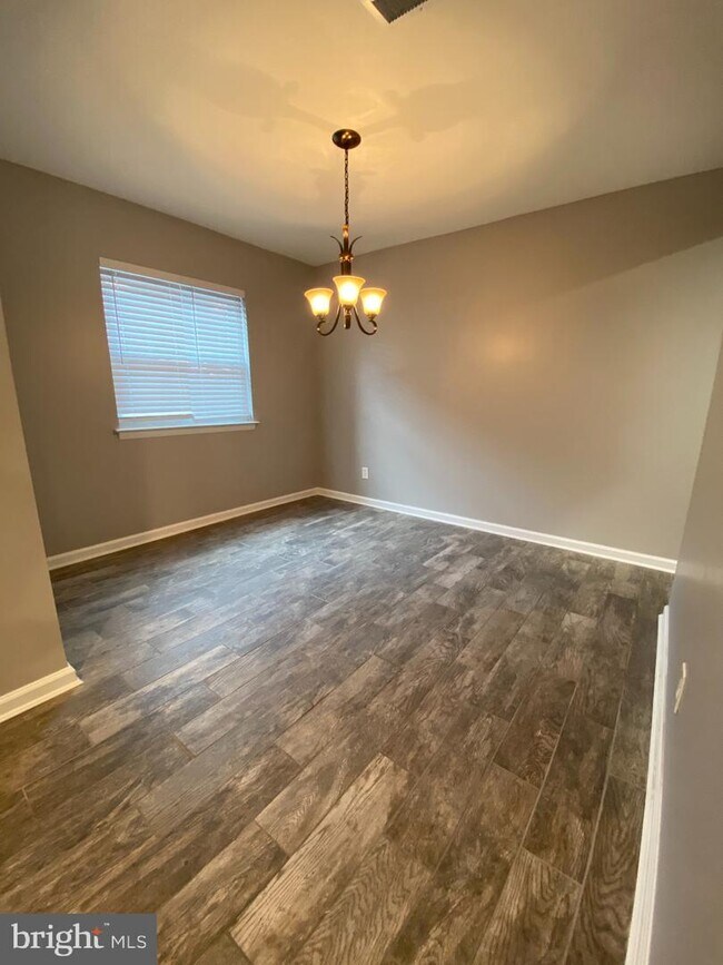 Foto del edificio - 5418 Valley Green Dr