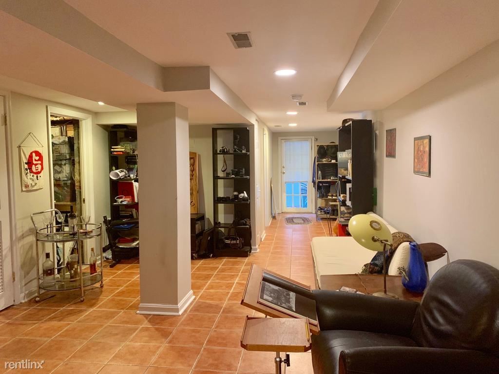 Foto principal - 1617 Hobart St NW