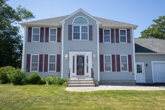 Building Photo - 30 Briarcliff Dr