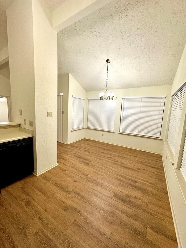 Foto del edificio - 3030 Sherborne St