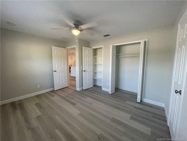 Foto del edificio - 661 Hernando St