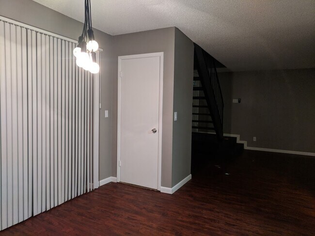 Dining Area - 5626 S Doubloon Ct
