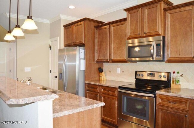 Building Photo - 2020 Leighton Dr
