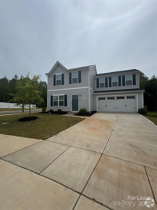 Building Photo - 110 Browband St